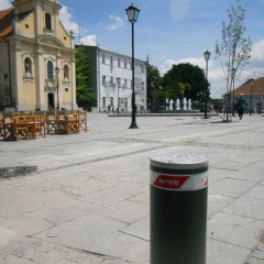 Pilomat semiautomatic 275/PL-600SA in Zemun Square, Serbia